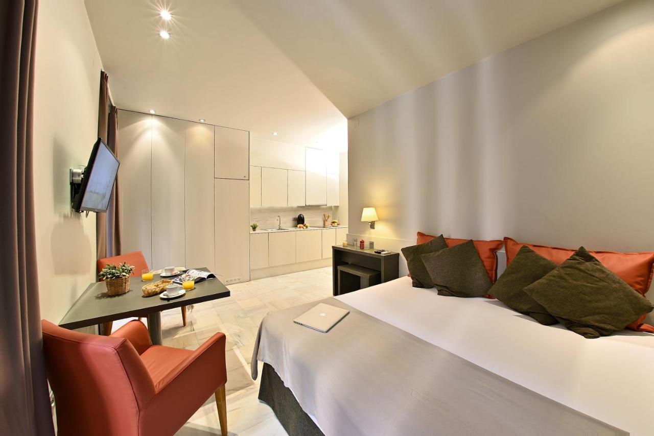 Apartamentos Living Alicante Huoneisto