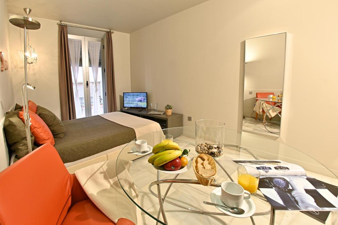 Apartamentos Living Alicante Huoneisto Alicante
