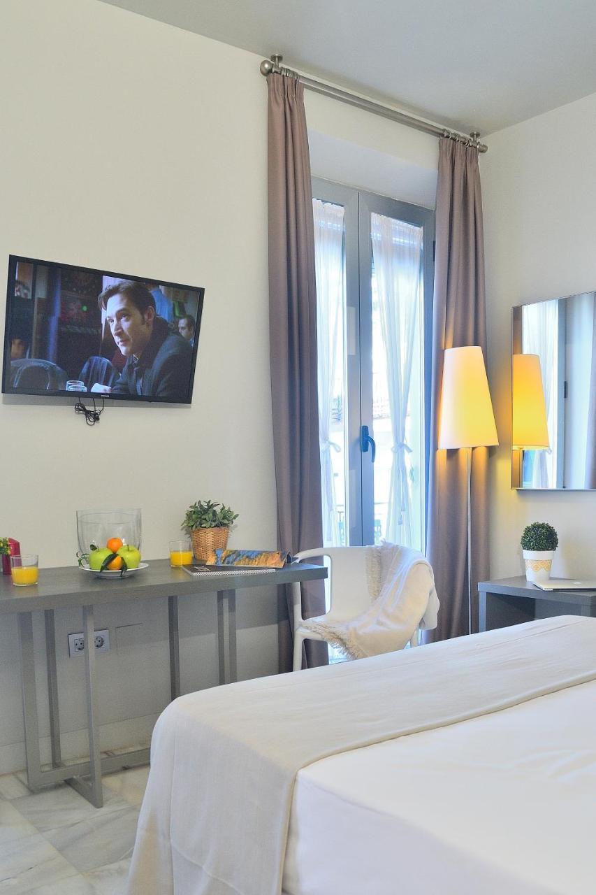 Huoneisto Apartamentos Living Alicante Alicante