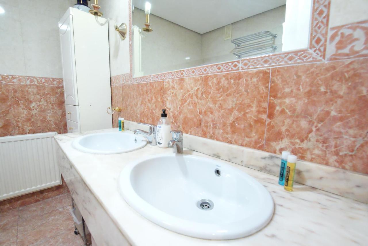 Lujoso Y Espacioso Piso En El Corazon De Con Hidromasaje Apartment *