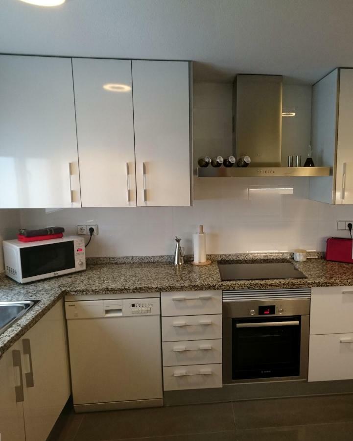 Comodidad, Calidad Y Amplitud En El Centro De Apartment Alicante