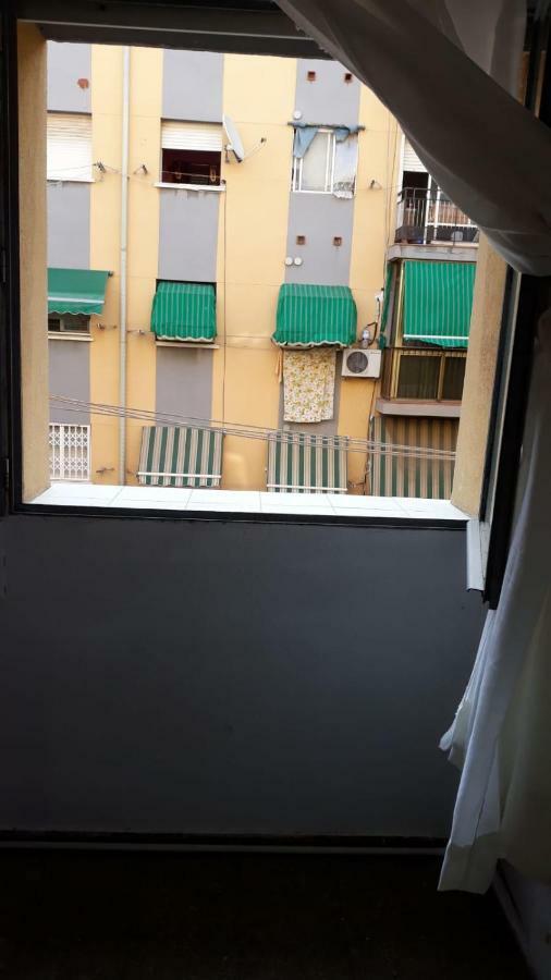 Hospedagem domiciliar In *