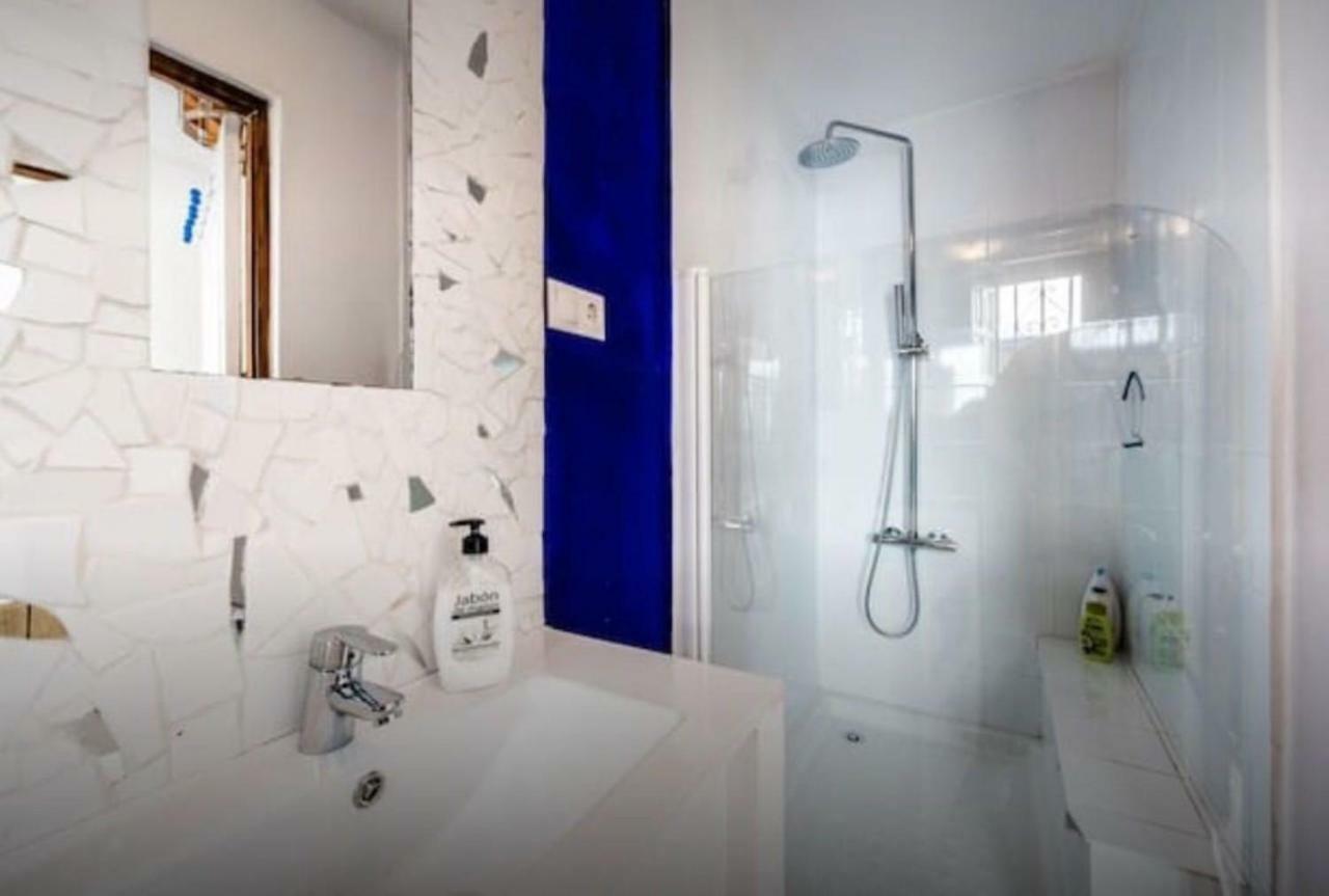 Villa Charming House In The Historic Old Town Alicante