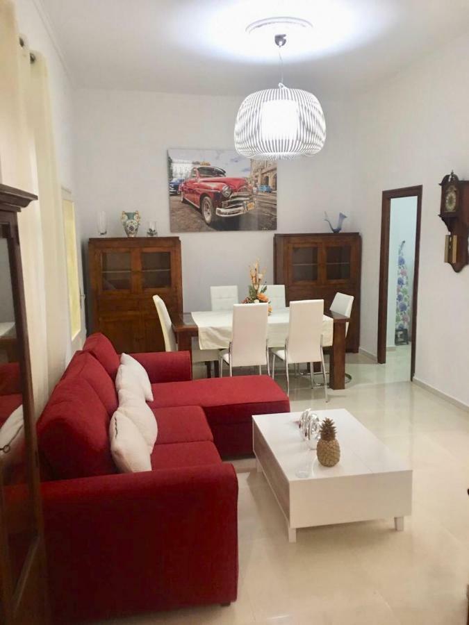 Rambla By The Sea Apartment *