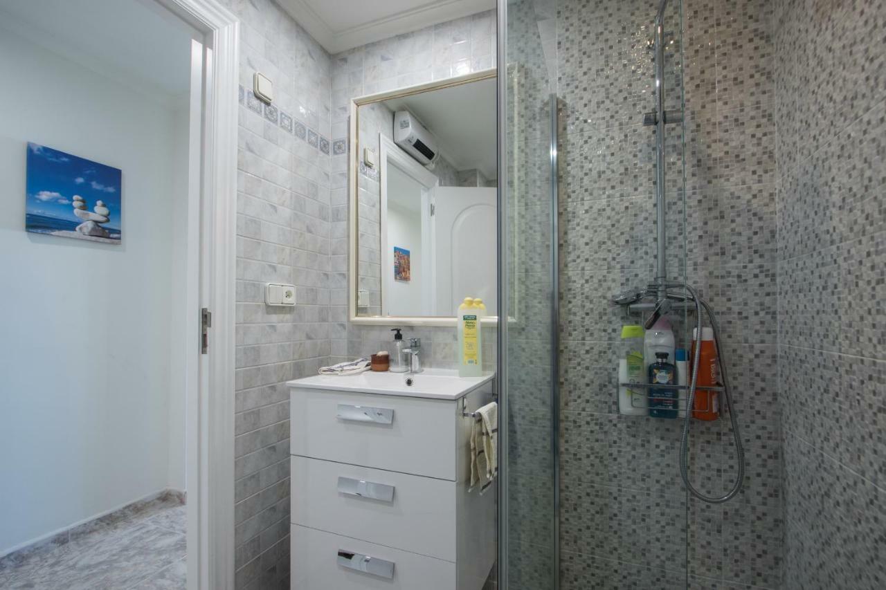 Sea View Downtown Comfort Apartment *